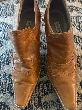 Elegant women’s  Slip-On Brogue Boots in Tan Leather